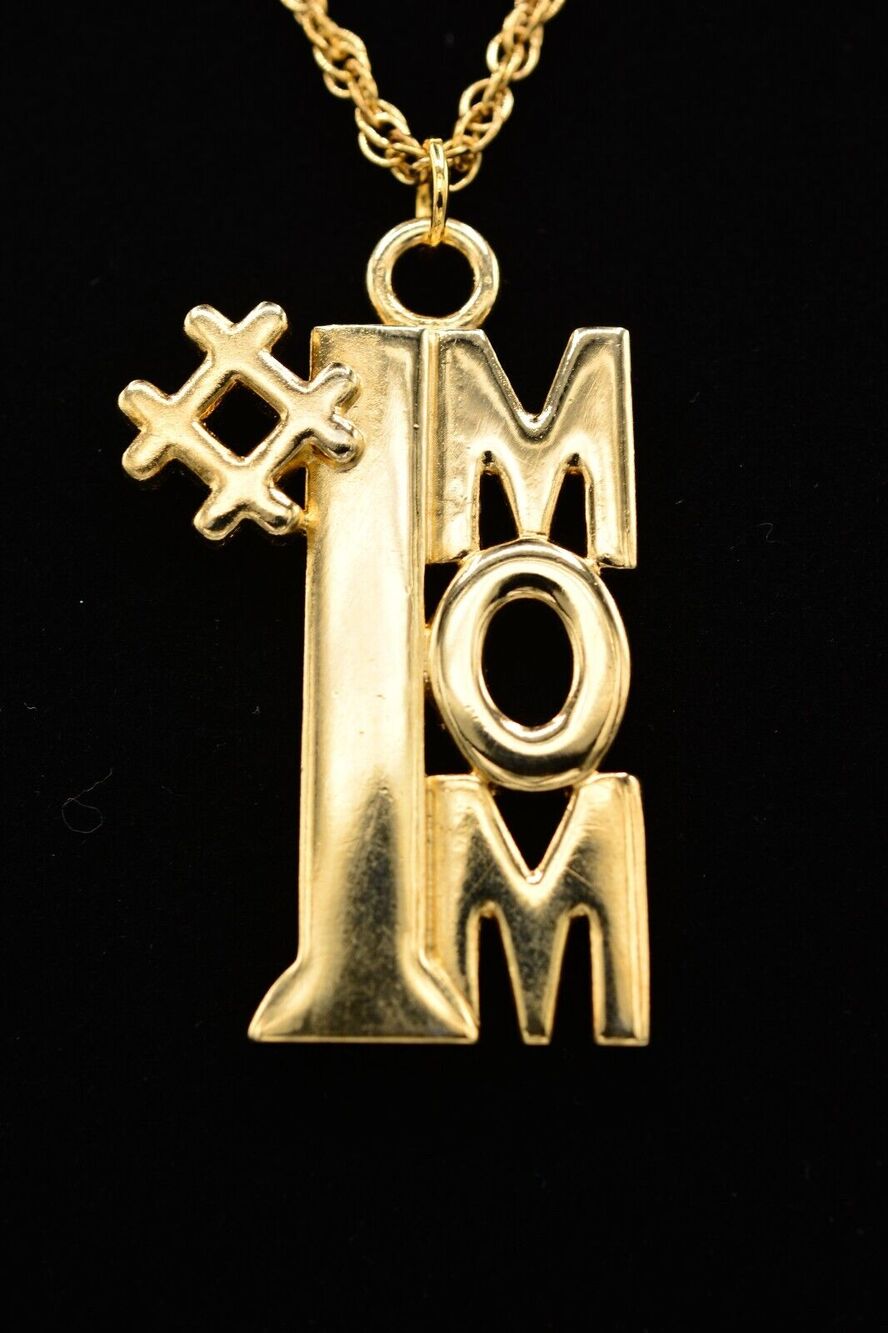 Danecraft Vintage #1 Mom Pendant Necklace Number One Gold Signed 1980s Bin1D